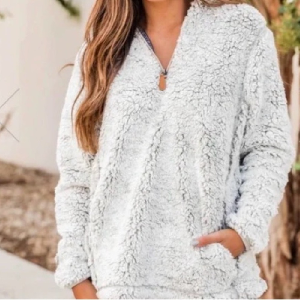 Pink lily Sherpa